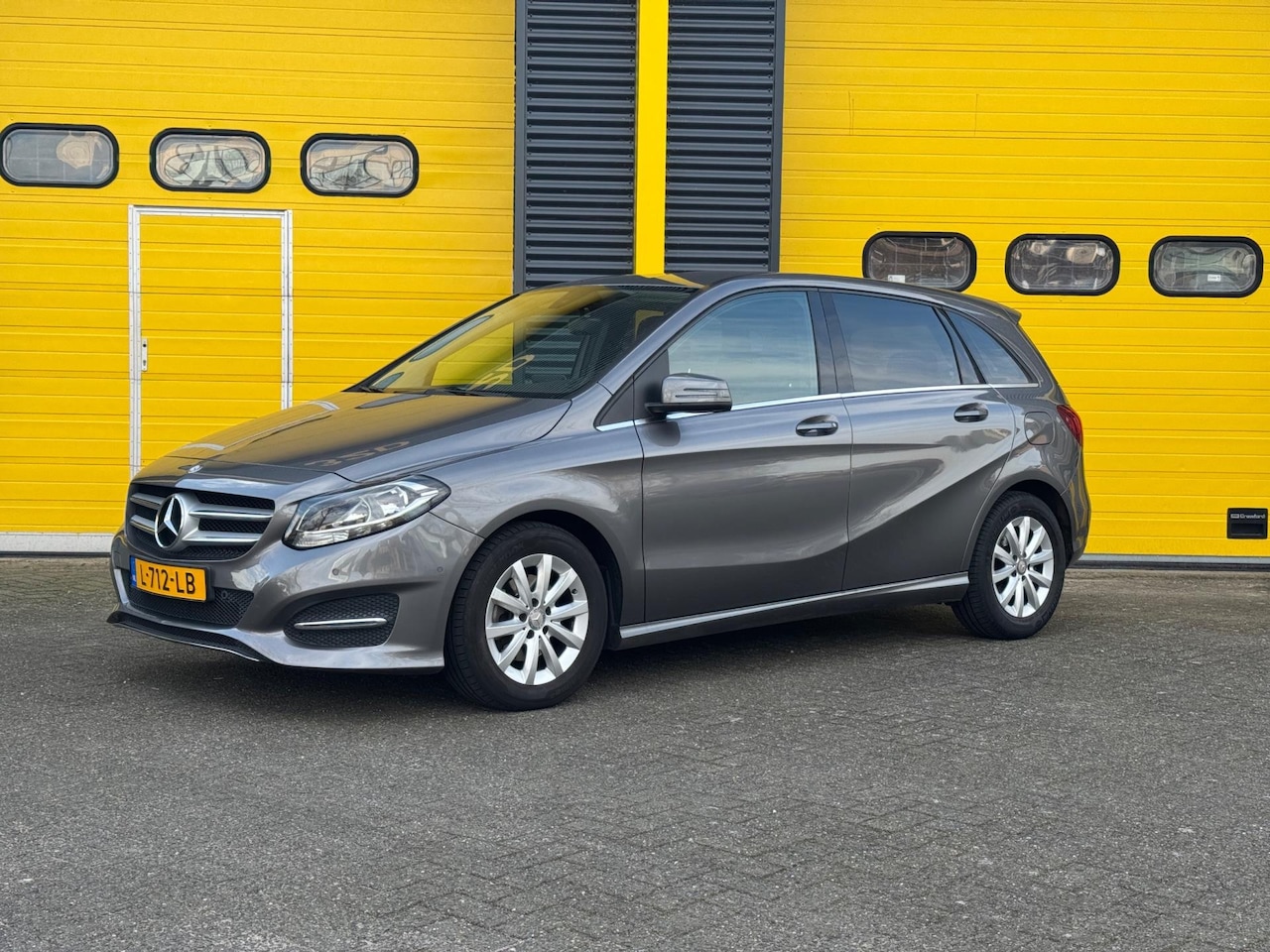 Mercedes-Benz B-klasse - 180 Ambition 180 Ambition - AutoWereld.nl