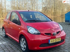 Toyota Aygo - 1.0-12V