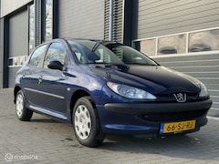 Peugeot 206 - 1.4 One-line | 5-DRS | NAP | BJ 2006 | NWE APK