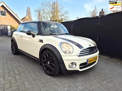 MINI Cooper - 1.6 D Chili Airco Cruise Half leer 17" velgen