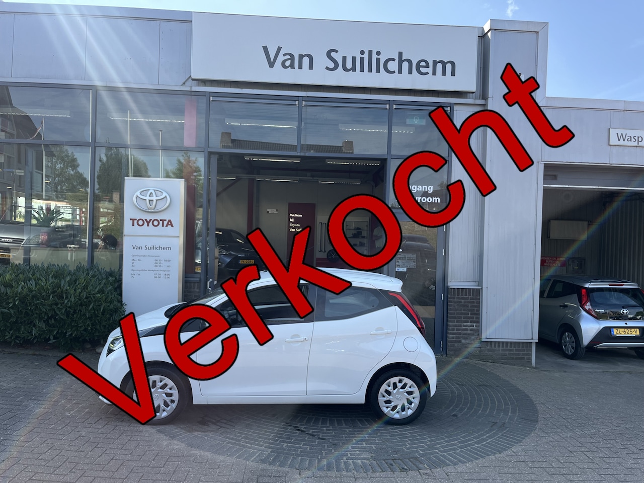 Toyota Aygo - 1.0 VVT-i x-play limited 1.0 VVT-i x-play limited - AutoWereld.nl