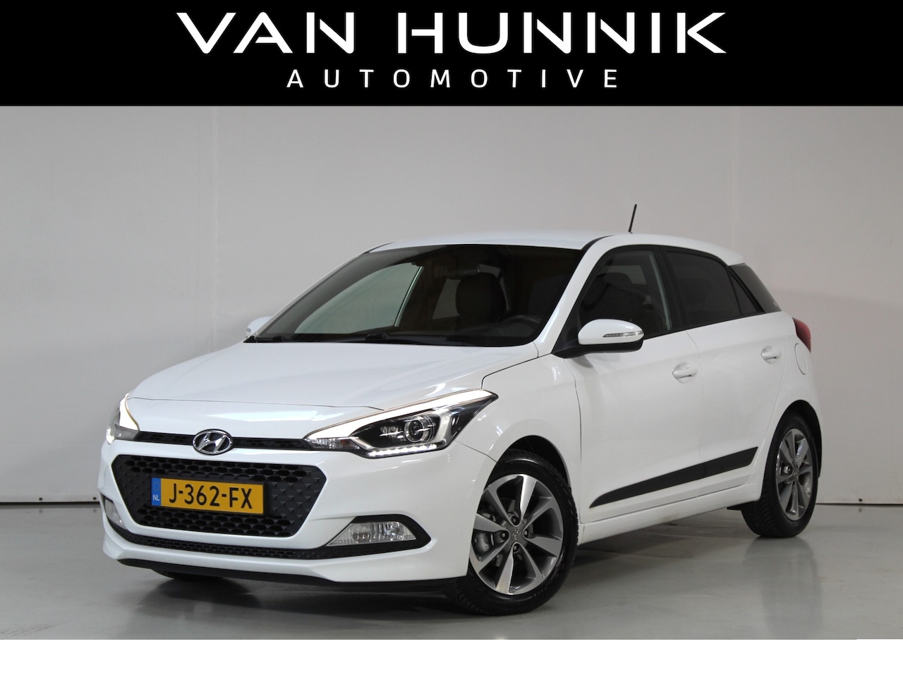 Hyundai i20 - 1.2 i-Motion Comfort Navi | Camera | Cruise | Dab - AutoWereld.nl