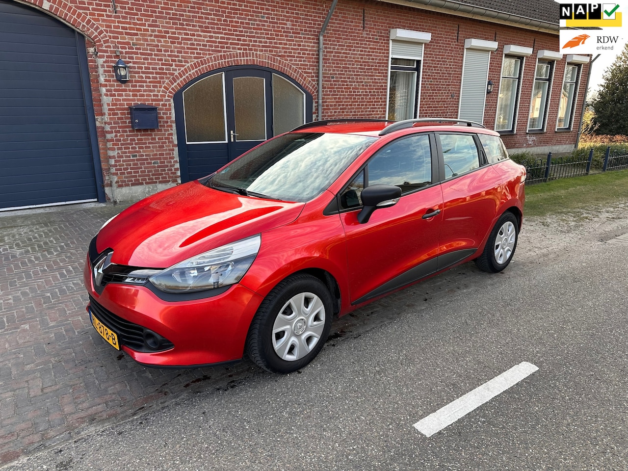 Renault Clio Estate - 0.9 TCe Authentique apk t/m 13-10-2025 - AutoWereld.nl