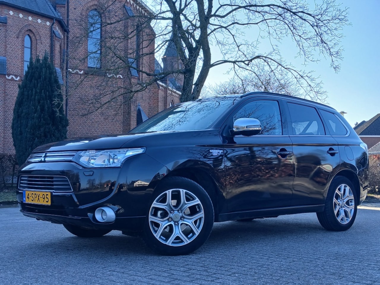 Mitsubishi Outlander - 2.0 PHEV instyle 2.0 PHEV Instyle - AutoWereld.nl