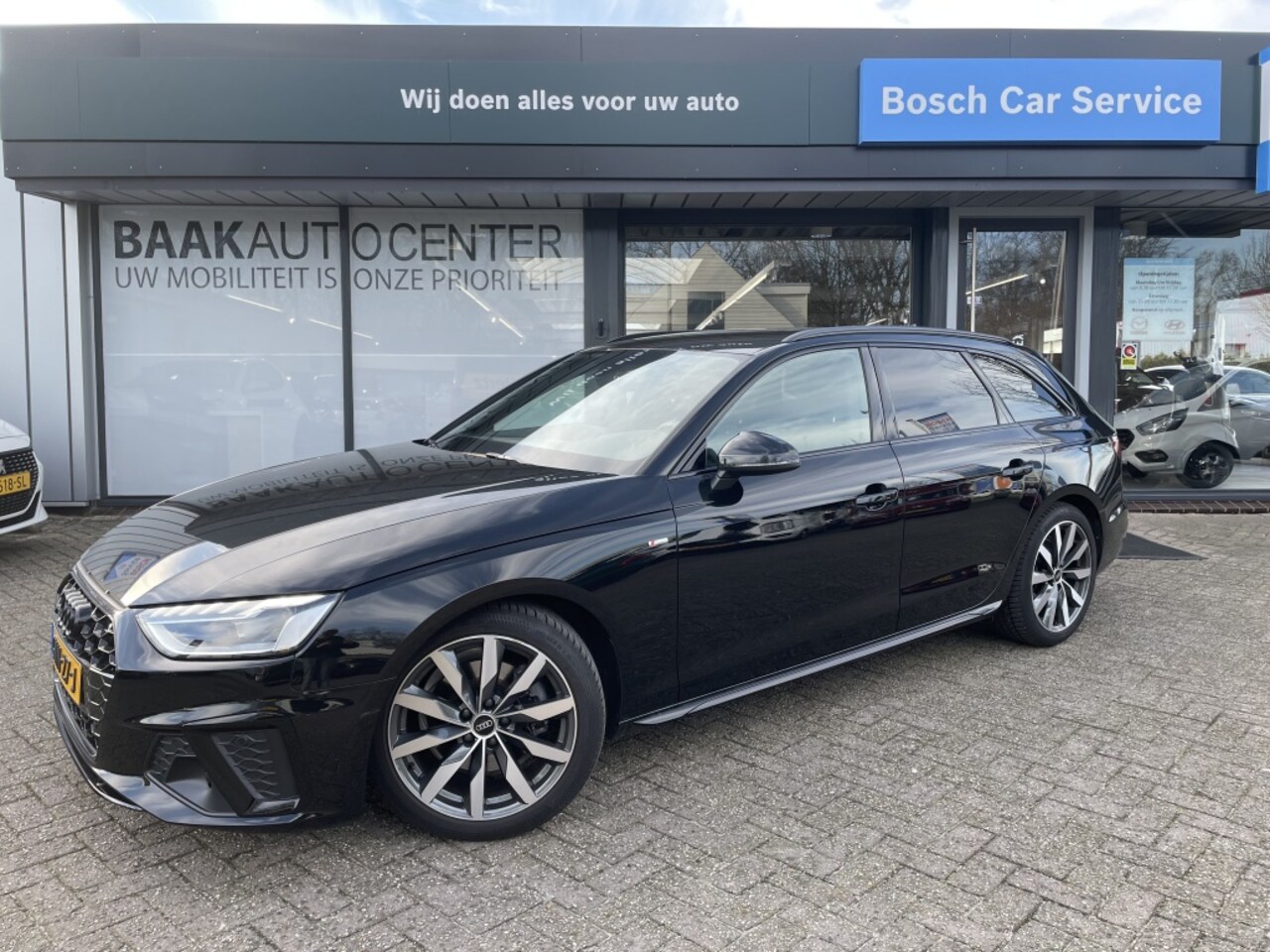 Audi A4 Avant - 35 TFSI S-Line comp | - AutoWereld.nl