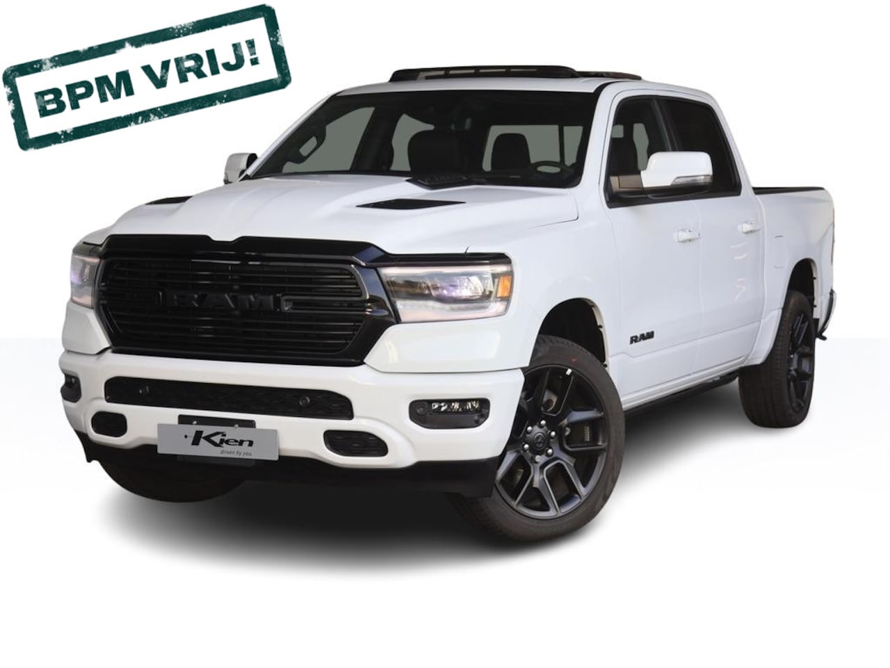 Dodge Ram 1500 - 5.7 V8 4x4 Crew Cab Sport Night edition | Elektrisch Sidebars | Pano-Dak | Groot Navi | eT - AutoWereld.nl