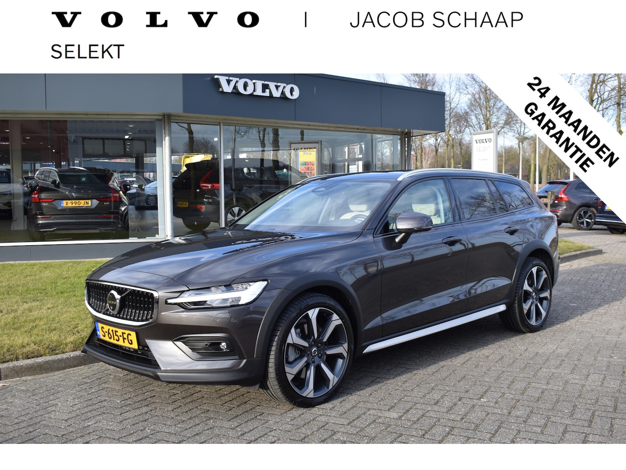 Volvo V60 Cross Country - B5 265PK AWD Ultimate | HUD | H&K | 360 Camera | Massage stoelen | Stoelkoeling | Elektr. - AutoWereld.nl