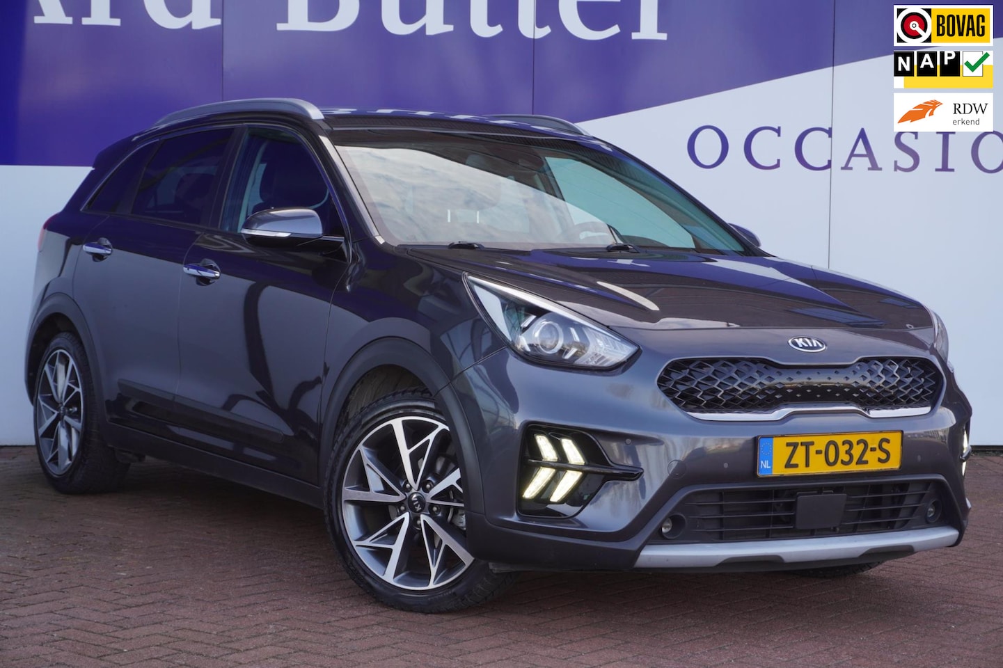 Kia Niro - 1.6 GDi Hybrid DynamicPlusLine / Leder / Camera / Stuur&Stoel-verw. / 18"LMV / = 39000KM ! - AutoWereld.nl