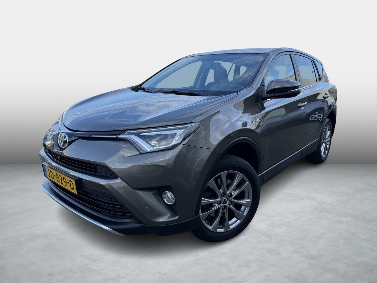 Toyota RAV4 - 2.5 Hybrid Executive Business | Trekhaak - AutoWereld.nl