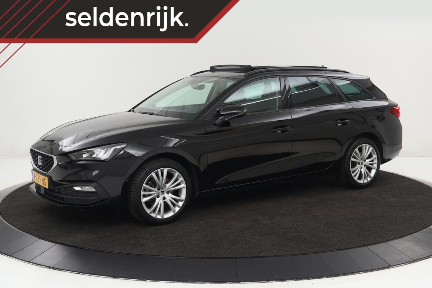 Seat Leon - 1.5 TSI Style Intens | Panoramadak | Adaptive cruise | Carplay | Camera | Navigatie | Full - AutoWereld.nl