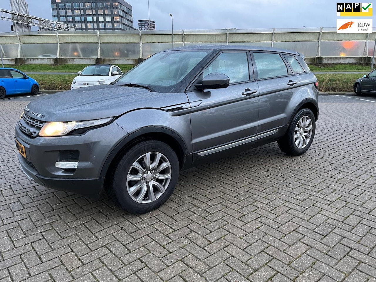 Land Rover Range Rover Evoque - 2.2 eD4 2WD Pure EXPORT - AutoWereld.nl