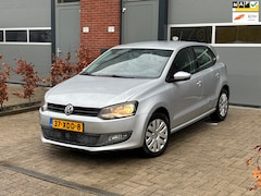 Volkswagen Polo - 1.4-16V Highline