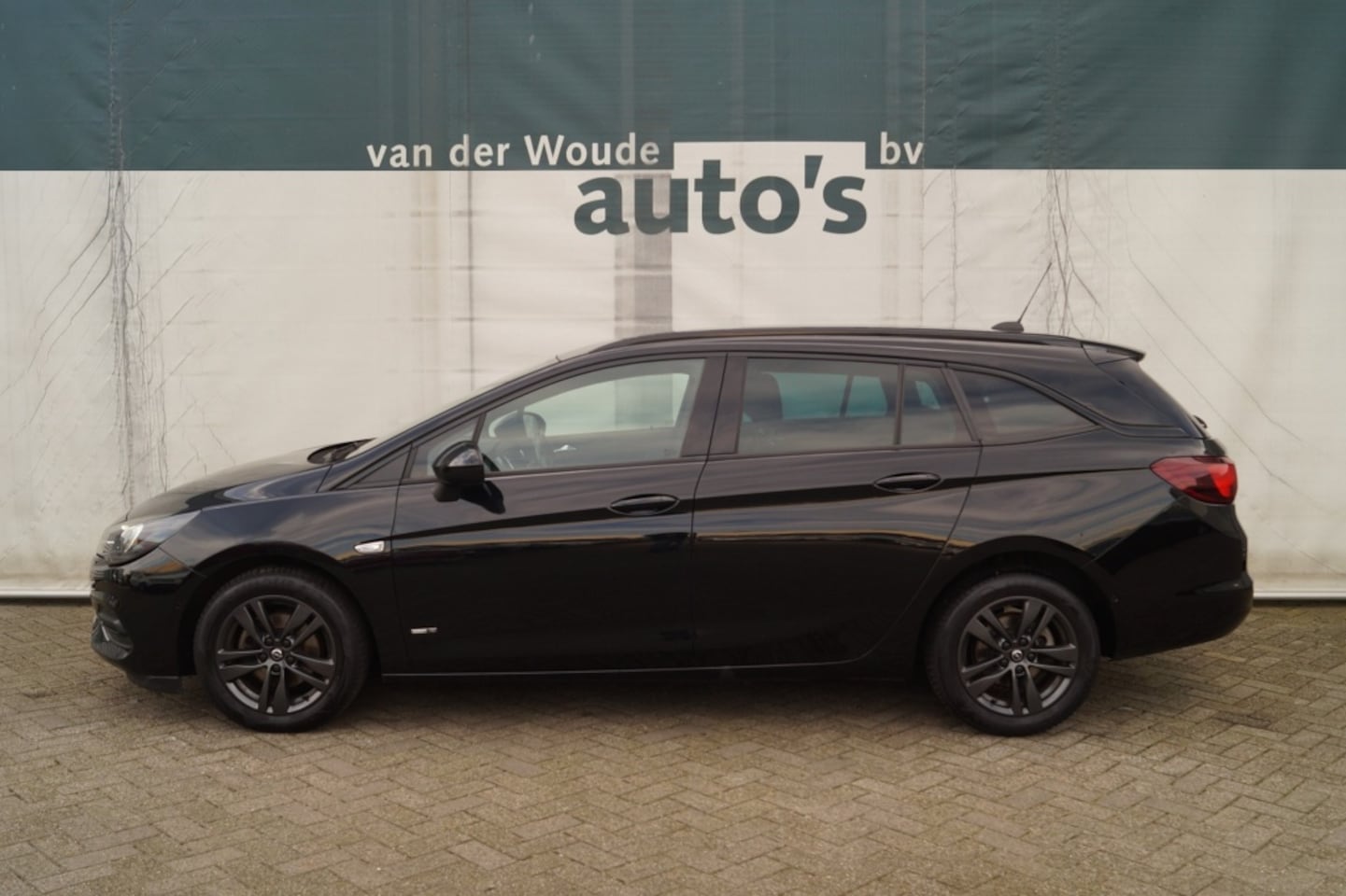 Opel Astra Sports Tourer - 1.2 Design & Tech 1.2 Design & Tech - AutoWereld.nl