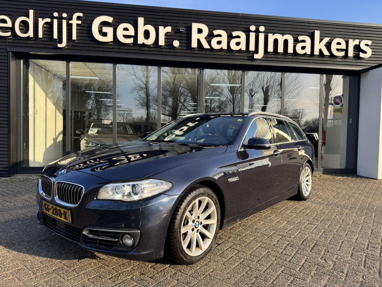 BMW 5-serie Touring - 530d High Executive*Panoramadak*ACC*EXPORTPRIJS* - AutoWereld.nl