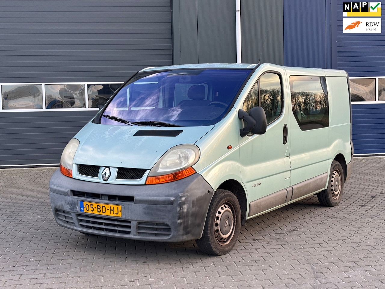 Renault Trafic - 1.9 dCi L1H1 | Rolstoelbus !! | - AutoWereld.nl