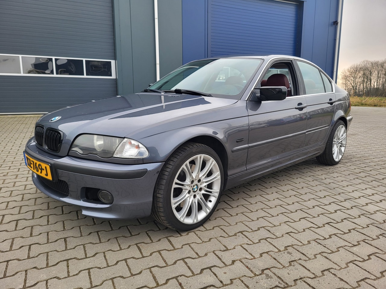 BMW 3-serie - 330xi M-Pakket Executive - AutoWereld.nl