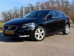 Volvo V40 - 2.0 T2 Ocean Race 5DRS NAVI LEDER-INT AIRCO NAP GOED ONDERHOUDEN