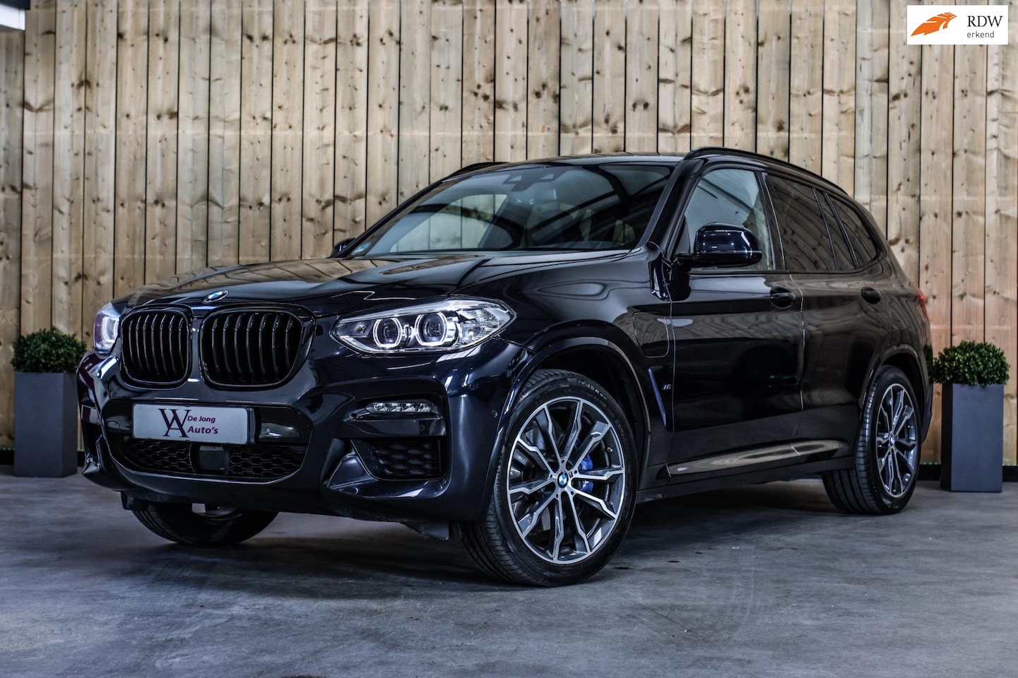 BMW X3 - XDrive30e M-Sport *Camera*H/K*Leder*Head-Up*Elek. Stoelen* - AutoWereld.nl