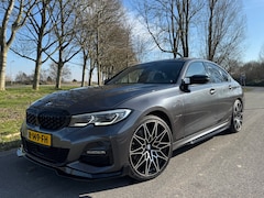 BMW 3-serie - 330e xDrive High Executive M Sport, 360 cam, Panoramadak, ACC, Gesture Control