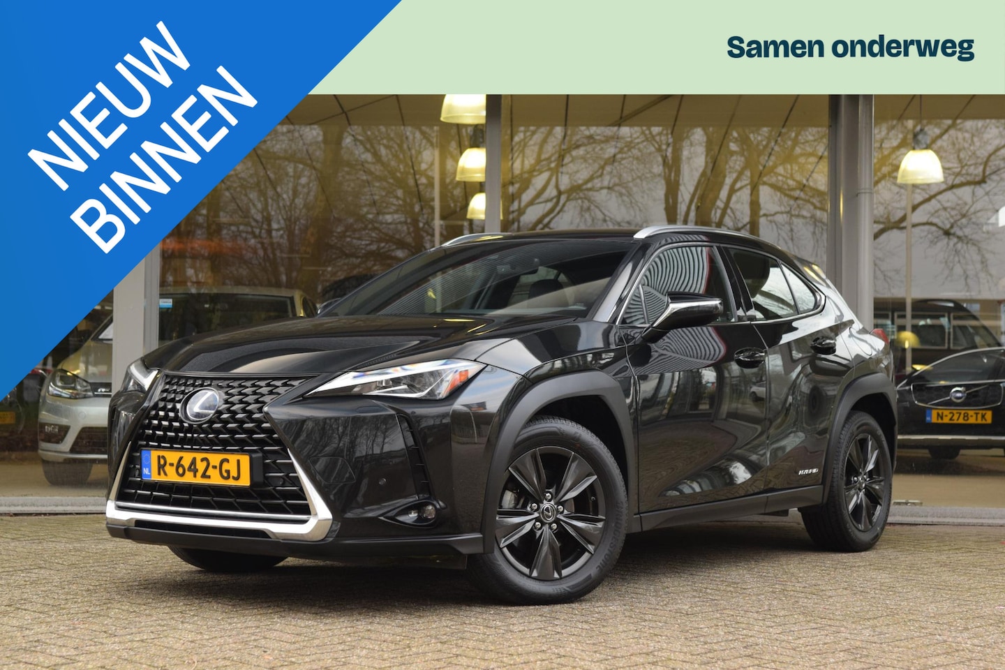 Lexus UX - 250h Business Line 250h Business Line - AutoWereld.nl