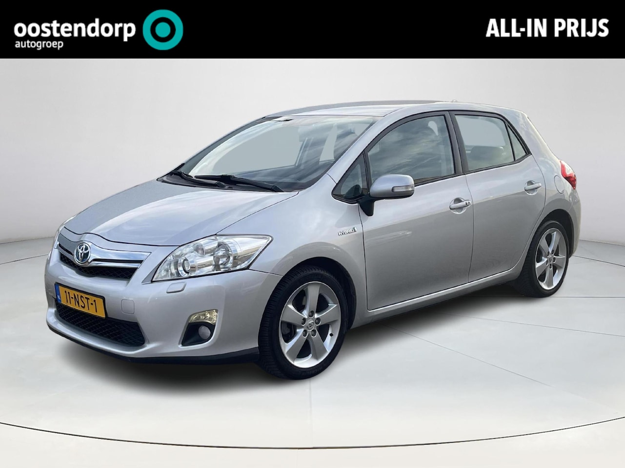 Toyota Auris - 1.8 Full Hybrid Executive 1.8 Full Hybrid Executive - AutoWereld.nl