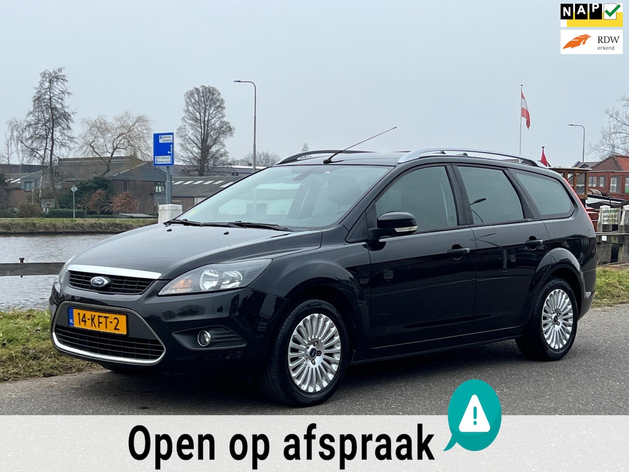 Ford Focus Wagon - 1.8 Limited LEDER NAVI CLIMA CRUISE - AutoWereld.nl