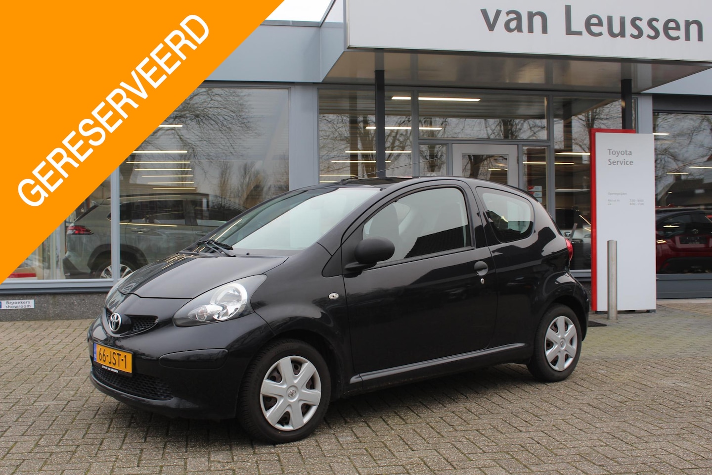 Toyota Aygo - 3-DEURS RADIO-CD LAGE-KMSTAND! - AutoWereld.nl