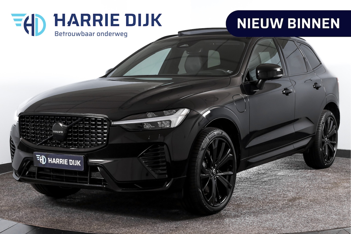 Volvo XC60 - 2.0 T8 Plug-in hybrid AWD Ultimate Black Edition | S/K-Panodak | Elek. Trekhaak | Dig. Coc - AutoWereld.nl