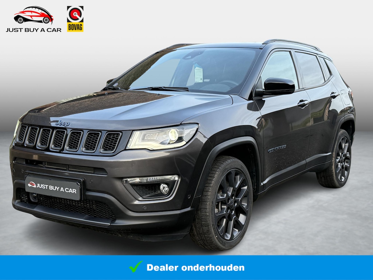 Jeep Compass - 4xe 240 Plug-in Hybrid Electric S Panorama dak / 4x4 (vierwielaandrijving) / Apple CarPlay - AutoWereld.nl