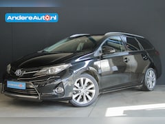 Toyota Auris Touring Sports - 1.8 Hybrid Executive |leder|parkeersensoren|stoelverwarming|