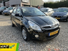 Hyundai i20 - 1.2i DynamicVersion, Airco, 5drs