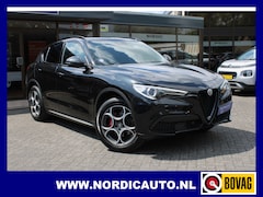 Alfa Romeo Stelvio - 2.0 T AWD B-TECH 200 PK AUTOMAAT / ADAPT CRUISE- NAVI A RIJ CAMERA ALL SEASON BANDEN