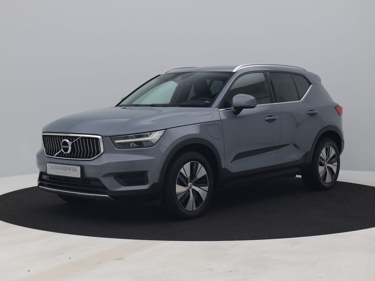 Volvo XC40 - 1.5 T5 Recharge Inscription Expression | CAMERA | H&K | KEYLESS - AutoWereld.nl