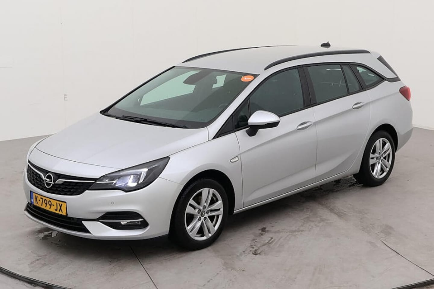 Opel Astra Sports Tourer - 1.2 Edition Navi | Cruise | LED | LMV 16"| Apple carplay | NL auto  | Géén afleverkosten - AutoWereld.nl