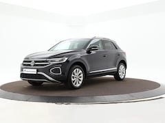 Volkswagen T-Roc - 1.5TSI 150PK Style DSG · Navigatie · Apple Car Play · Trekhaak · Massage · Stoelverwarming