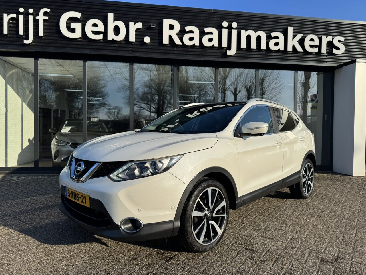 Nissan Qashqai - 1.2 Tekna*Leder*Panoramadak*Navi*EXPORT* - AutoWereld.nl