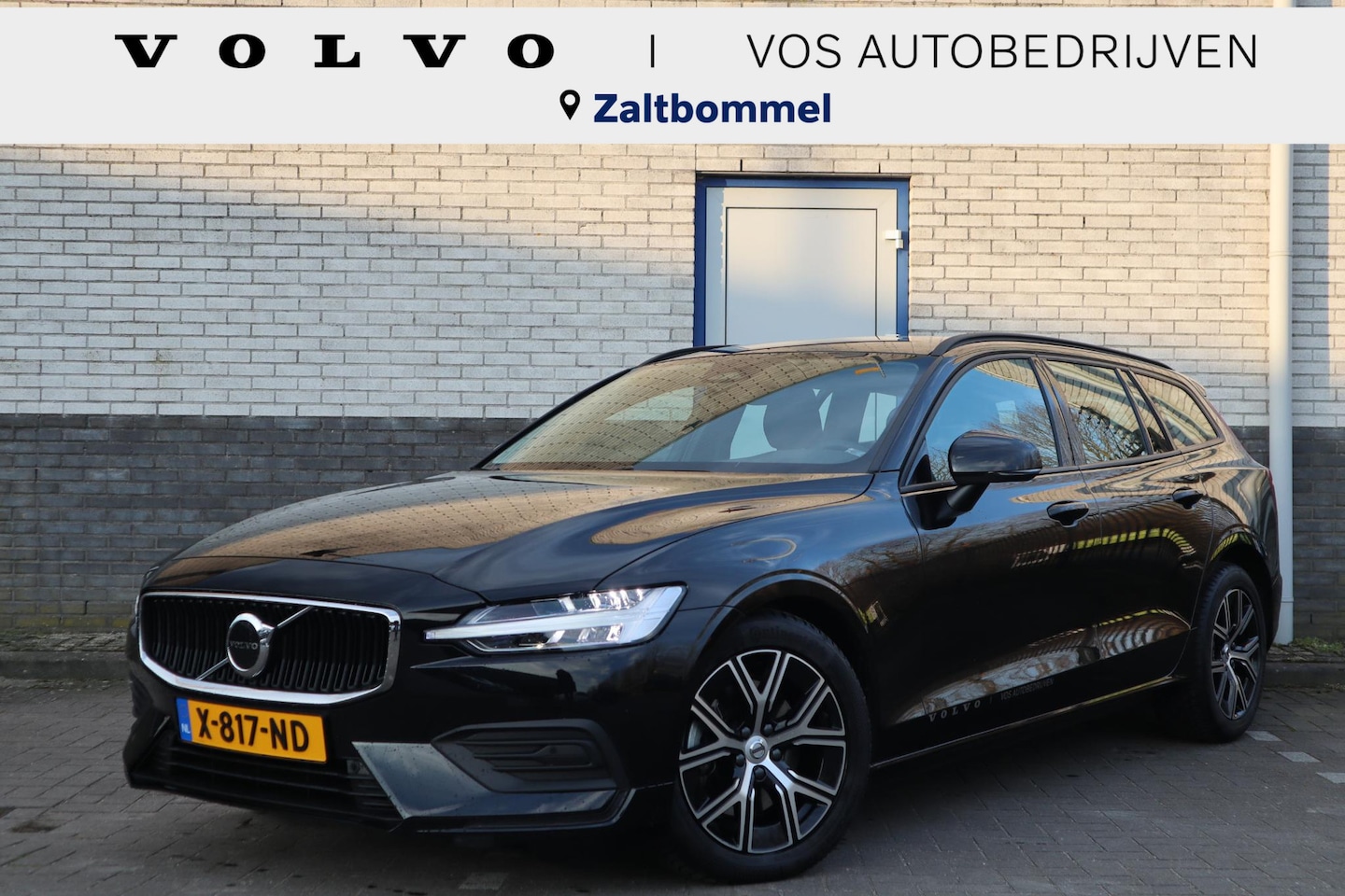 Volvo V60 - 2.0 B3 Essential Edition 2.0 B3 Essential Edition - AutoWereld.nl