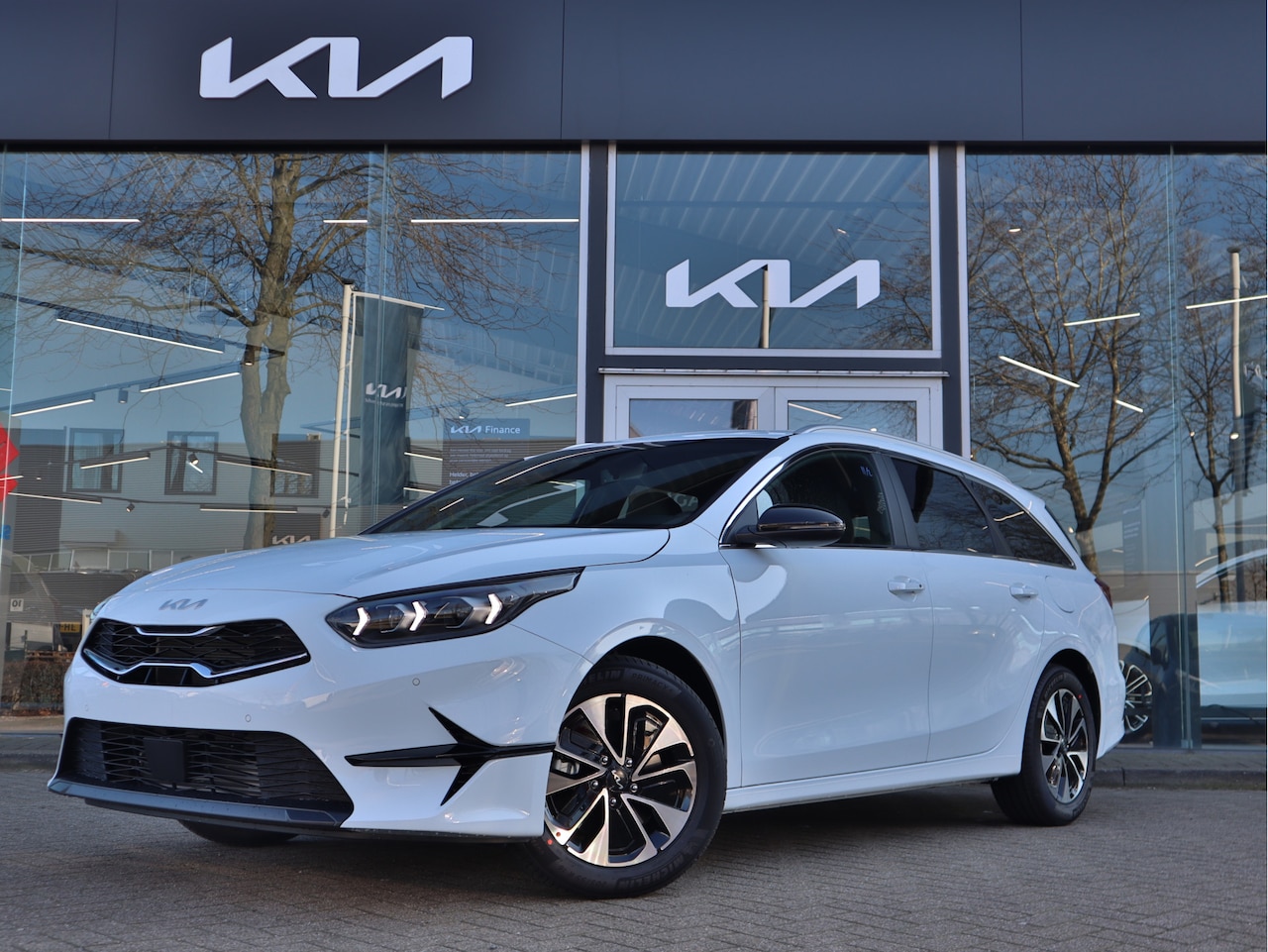 Kia Cee'd Sportswagon - Ceed 1.0 T-GDi MHEV Design Edition DCT7 uit voorraad leverbaar! Navi+DAB+BT+Camera PDC V+A - AutoWereld.nl