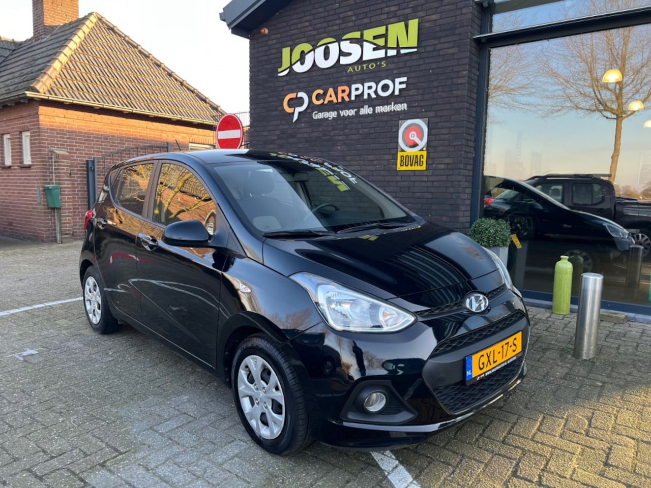 Hyundai i10 - 1.0i i-Motion 1.0I I-MOTION - AutoWereld.nl