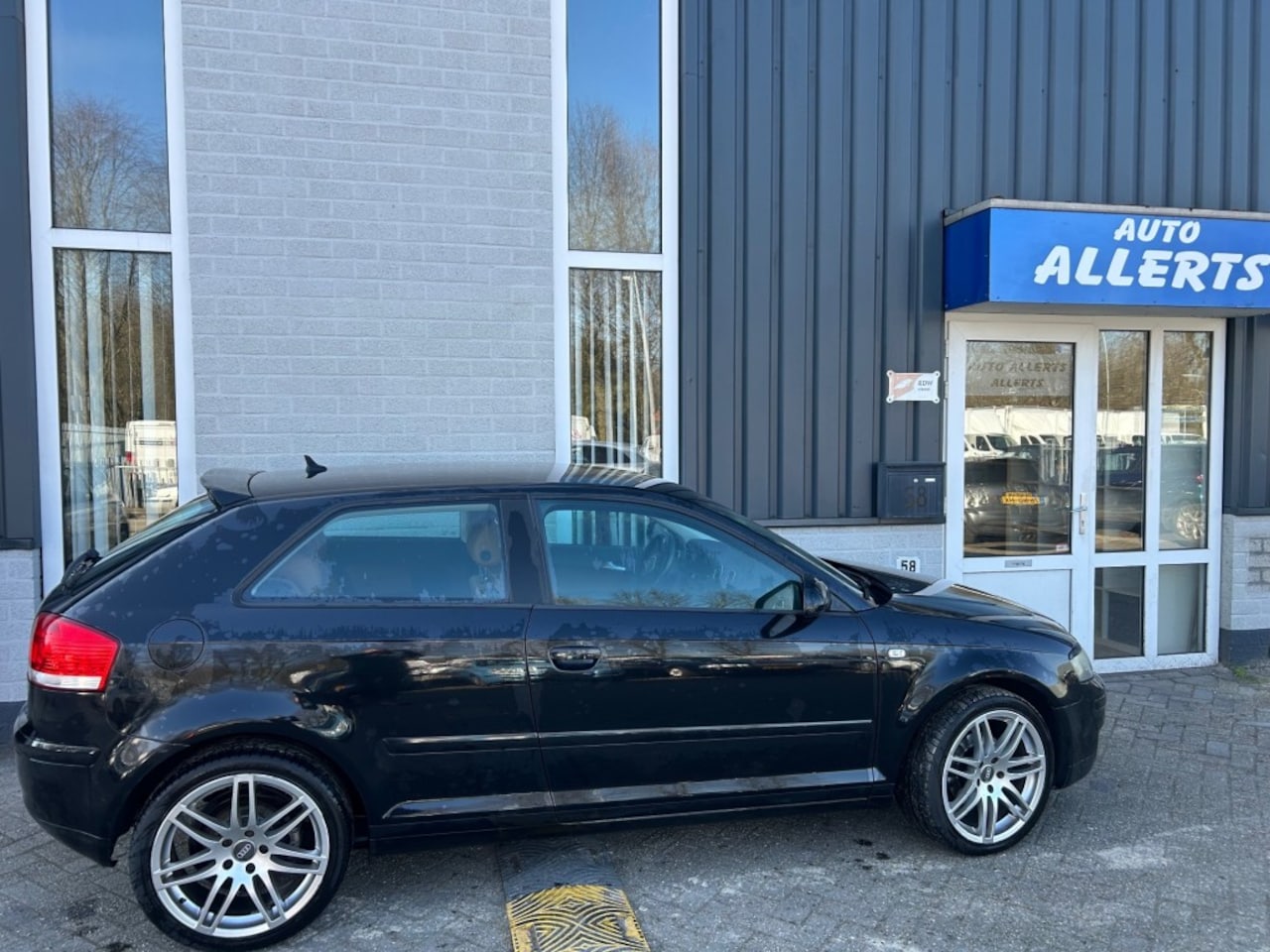 Audi A3 - 1.6 FSI ATTR. PL BNS full options - AutoWereld.nl