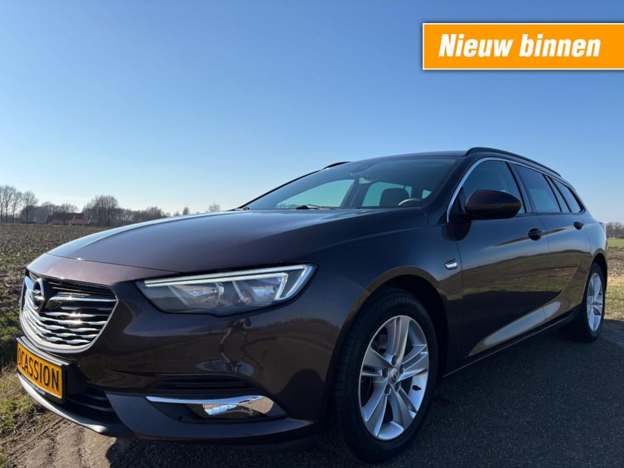 Opel Insignia - 1.5 TURBO BUSINESS / STUUR-STOELVERWARMING / BOMVOLL - AutoWereld.nl