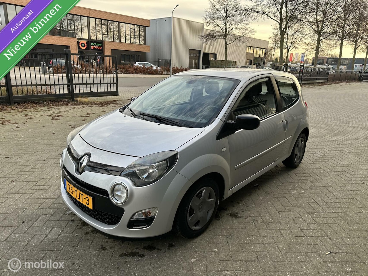 Renault Twingo - facelift 2012 1.2 16v Automaat/nap/apk - AutoWereld.nl