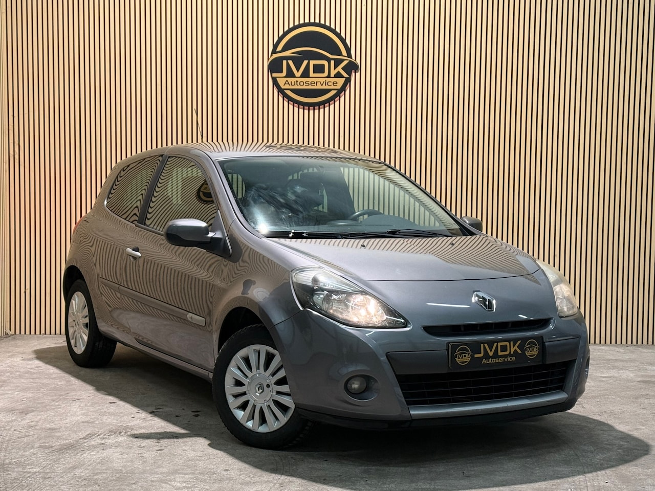 Renault Clio - 1.2 Collection AIRCO / 3 - DEURS / CRUISE / NAP / APK / - AutoWereld.nl