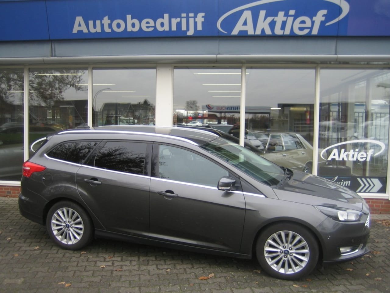 Ford Focus - 1.0 Titanium 1.0 TITANIUM - AutoWereld.nl