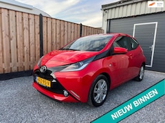 Toyota Aygo - 1.0 VVT-i x-play Airco | Camera |Nieuwe APK