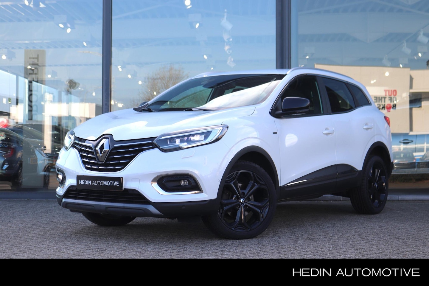 Renault Kadjar - 1.3 TCe 160 PK Black Edition | Navigatie | Camera | Trekhaak | Stoelverwarming | Bose | - AutoWereld.nl