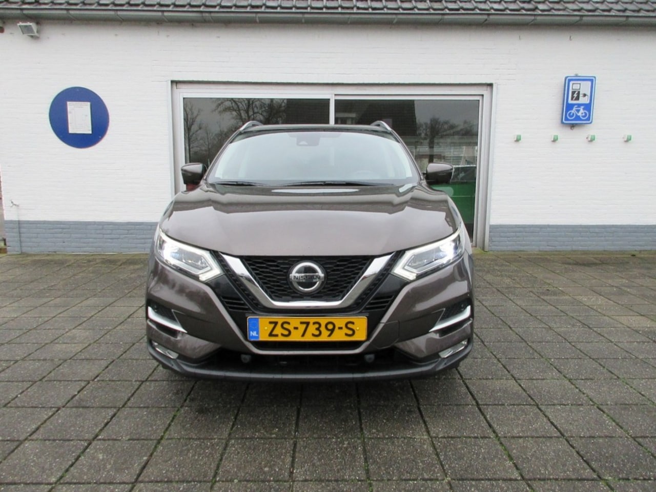 Nissan Qashqai - 1.3 bus 19 inch tekna automaat - AutoWereld.nl