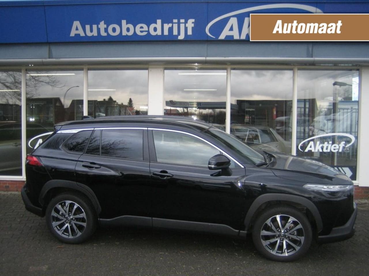 Toyota Corolla Cross - 1.8 Hybrid Style 1.8 HYBRID STYLE - AutoWereld.nl