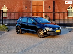 Volkswagen Polo - 1.2 Easyline / Airco / Elektrische ramen / 5 deurs