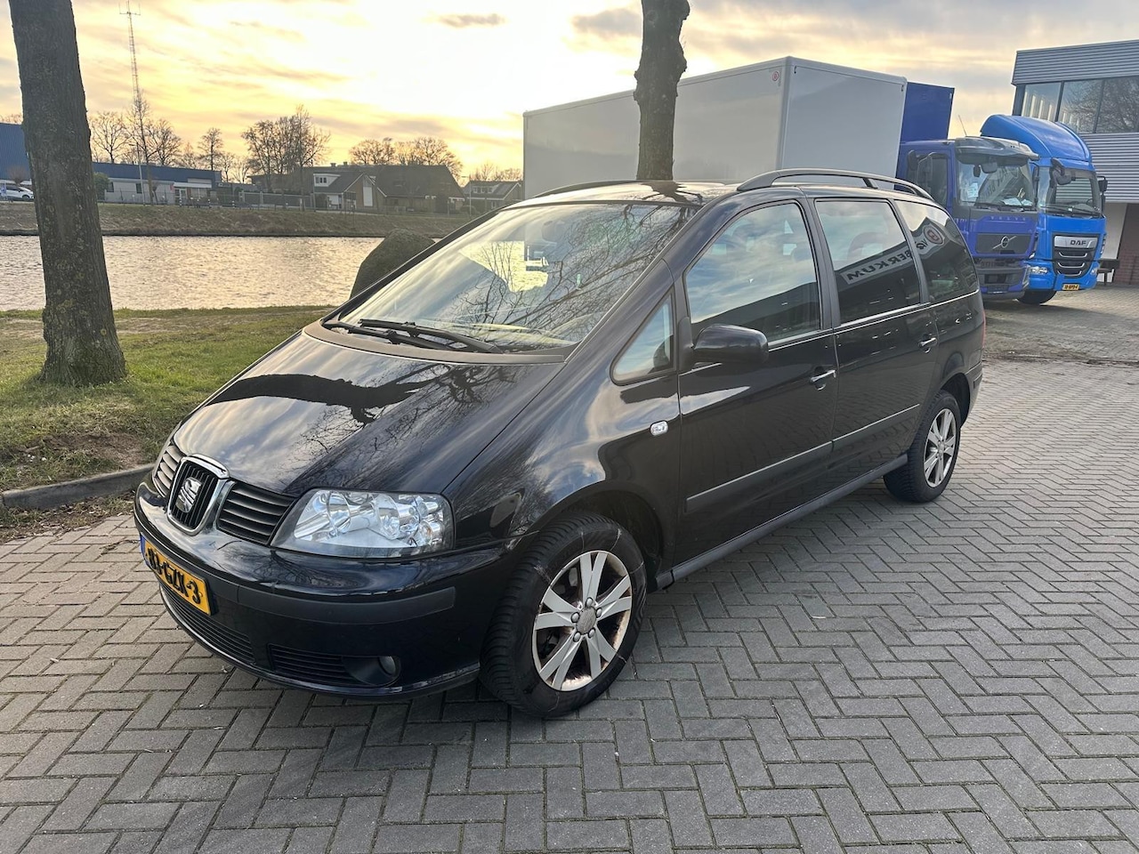 Seat Alhambra - 7 Persoons 2.0 Active Style - AutoWereld.nl